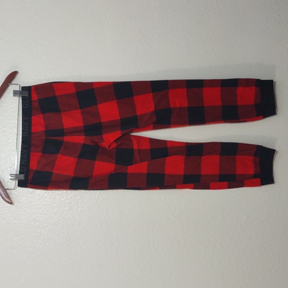 USED OLD NAVY BOYS PAJAMA PANTS COLOR BLACK AND RED PLAID SIZE L (10/12) - Picture 5 of 9